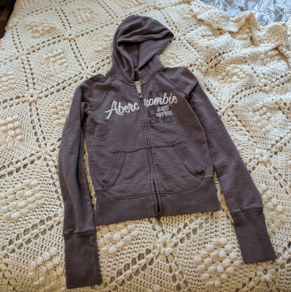 Ambercrombie and Fitch tan sweatshirt zip s small - Picture 2 of 8